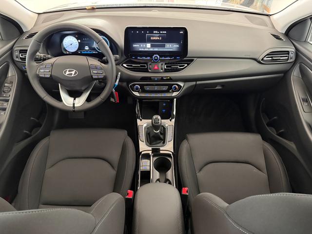 Hyundai i30 GO Serenity White