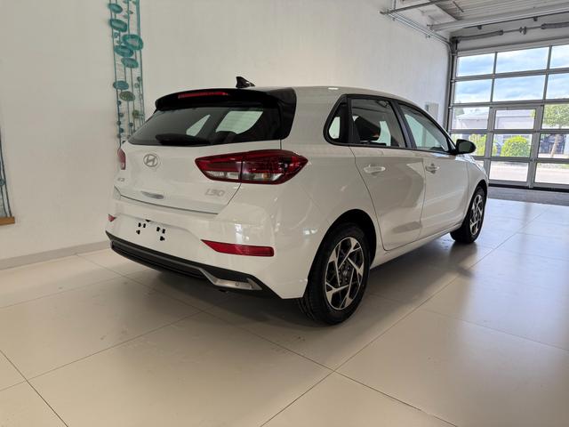 Hyundai i30 GO Serenity White