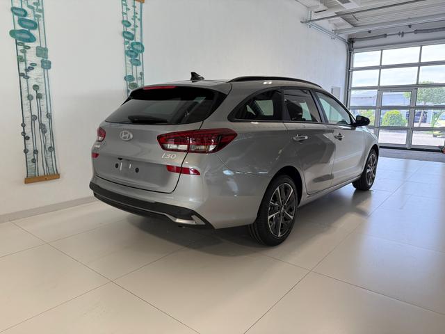 Hyundai i30 Kombi GO Plus Shimmering Silver
