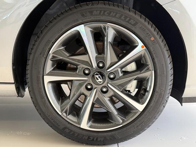 Hyundai i30 Kombi GO Plus Shimmering Silver