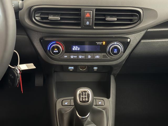 Hyundai i10 Go Plus Phantom Black