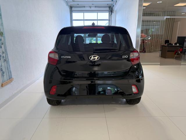 Hyundai i10 Go Plus Phantom Black