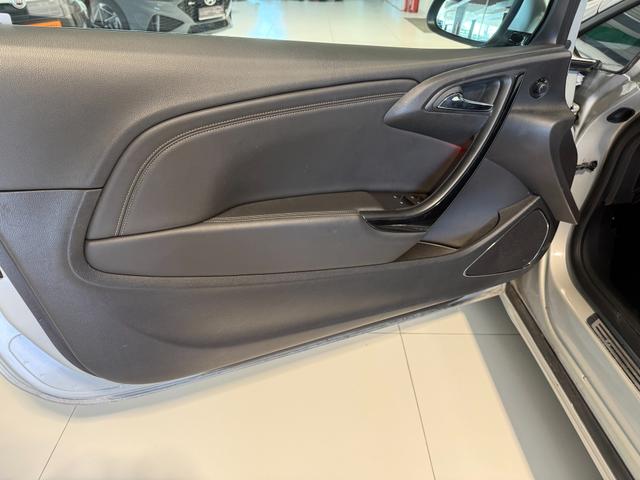 Opel Cascada