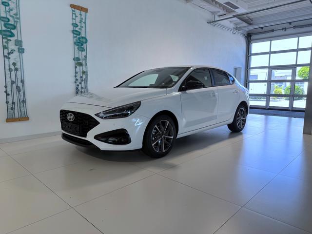 Hyundai i30 - GO+ 1.5 T-GDI 48V 103 kW (140 PS) Toter-Winkel-Assistent, Lenkradheizung, Sitzheizung, 2-Zonen-Klimaautomatik, Induktive Ladestation, DAB, Apple CarPlay, Android Auto, Navigationssystem, LED-Scheinwerfer, 17 Zoll Leichtmetallfelgen, uvm.
