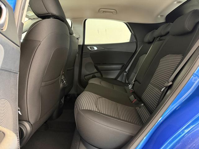 Kia XCEED Blue Flame