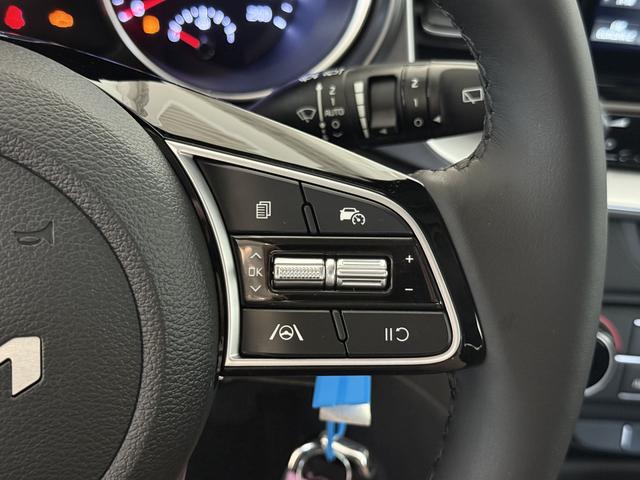 Kia XCEED Blue Flame