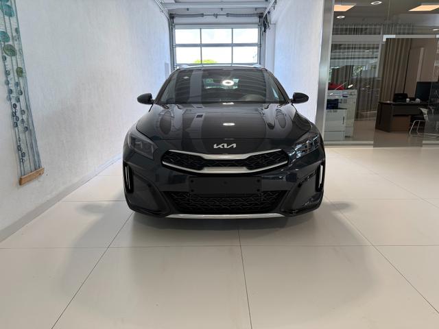 Kia XCEED Dark Penta Metal