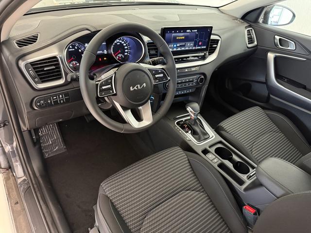 Kia XCEED Dark Penta Metal