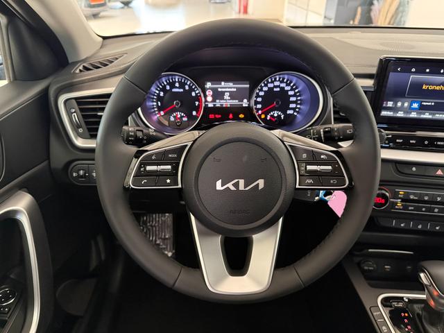 Kia XCEED Dark Penta Metal
