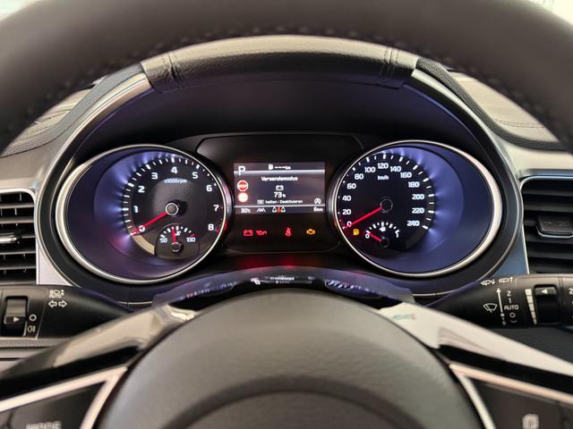 Kia XCEED Dark Penta Metal