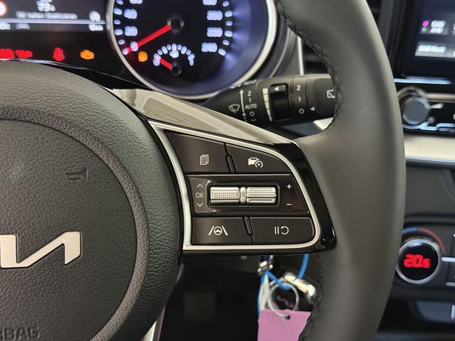 Kia XCEED Dark Penta Metal