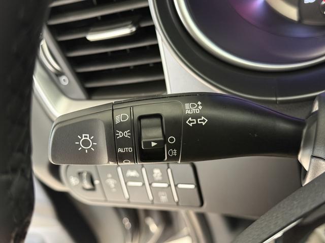 Kia XCEED Dark Penta Metal