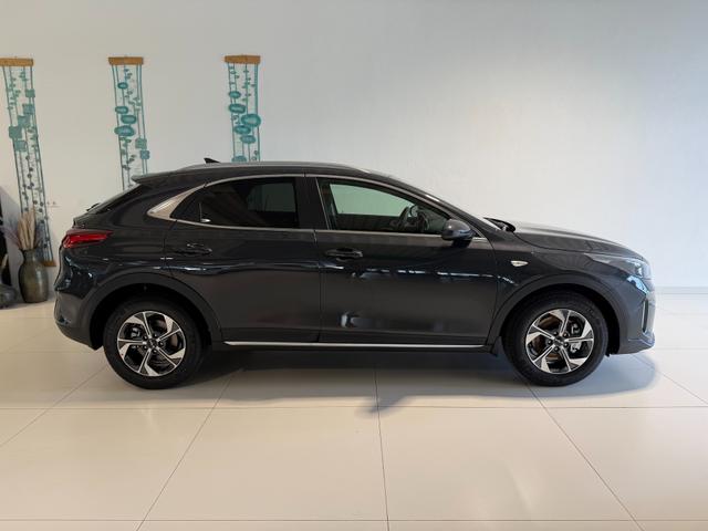 Kia XCEED Dark Penta Metal
