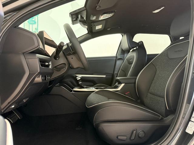 Kia K4