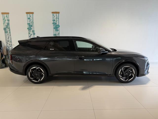 Kia K4