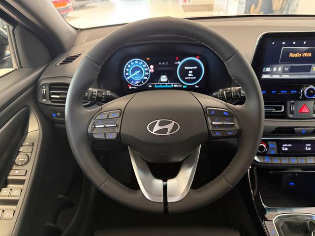 Hyundai i30, Beispielbilder, teilweise mit Sonderausstattung