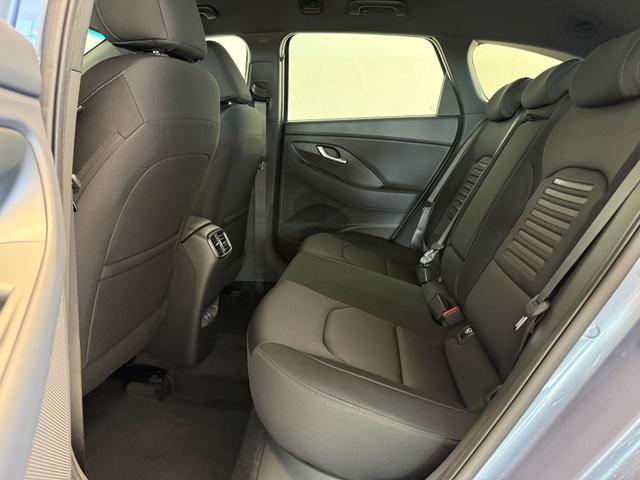 Hyundai i30, Beispielbilder, teilweise mit Sonderausstattung