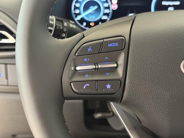 Hyundai i30, Beispielbilder, teilweise mit Sonderausstattung