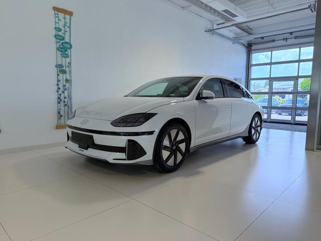 Hyundai IONIQ - Top Line Long Range 77,4 kWh 4WD 239 kW (325 PS) 2-Zonen Klimaautomatik, Sitzheizung vorne und hinten, bel&uuml;ftete Sitze vorne, Navigationssystem, DAB, Induktionsladen f&uuml;r Smartphones, Android Auto, Apple CarPlay, 18 Zoll LM, uvm.