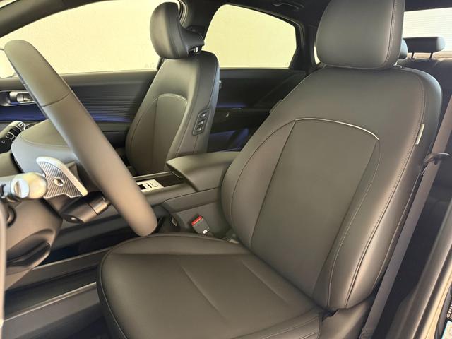 IONIQ 6 Schwarz Schiebedach