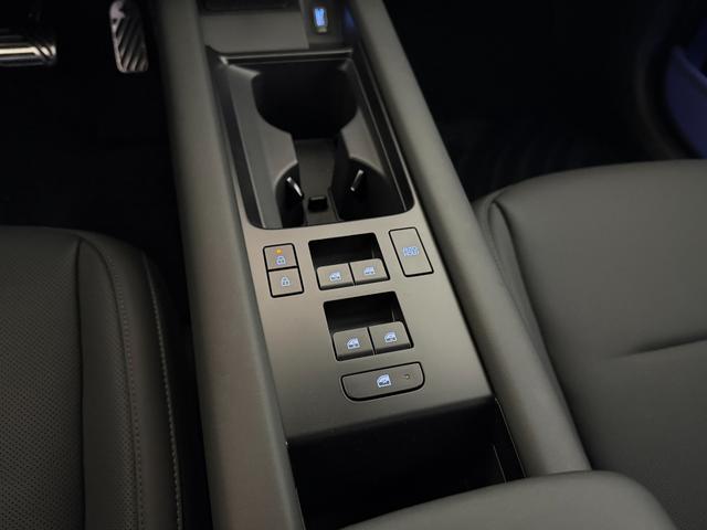 IONIQ 6 Schwarz Schiebedach