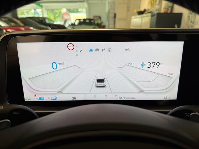 IONIQ 6 Schwarz Schiebedach