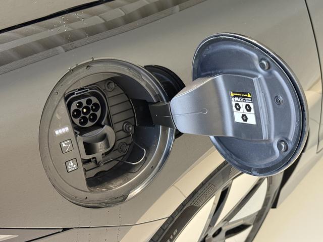 IONIQ 6 Schwarz Schiebedach