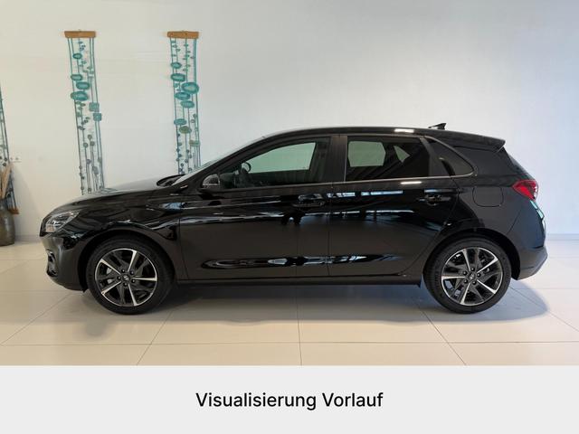 Hyundai i30, Beispielbilder, ggf. teilweise mit Sonderausstattung