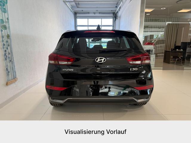 Hyundai i30, Beispielbilder, ggf. teilweise mit Sonderausstattung