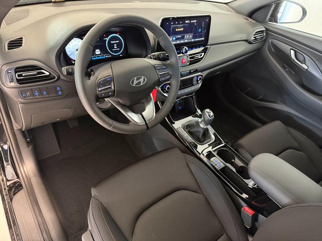 Hyundai i30, Beispielbilder, teilweise mit Sonderausstattung