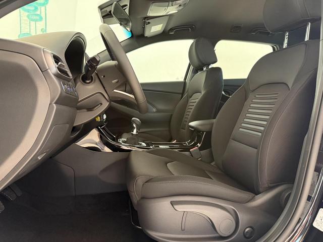 Hyundai i30, Beispielbilder, ggf. teilweise mit Sonderausstattung