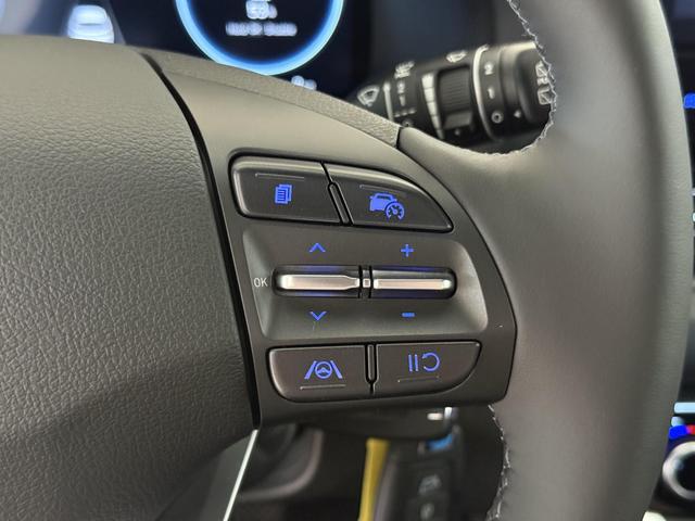 Hyundai i30, Beispielbilder, ggf. teilweise mit Sonderausstattung