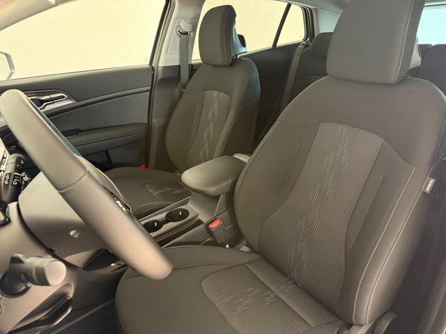 Kia Sportage, Alle Fotos k&ouml;nnen Beispielbilder sein und aufpreispflichtige Extras enthalten, die genaue Ausstattung entnehmen Sie bitte dem Beschreibungstext. 