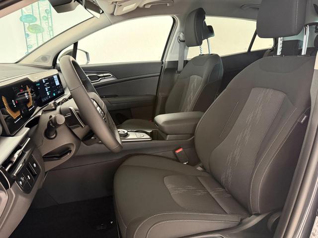Kia Sportage, Alle Fotos k&ouml;nnen Beispielbilder sein und aufpreispflichtige Extras enthalten, die genaue Ausstattung entnehmen Sie bitte dem Beschreibungstext. 
