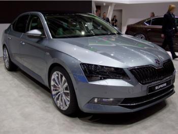 EU-Neuwagen Skoda Superb Reimport