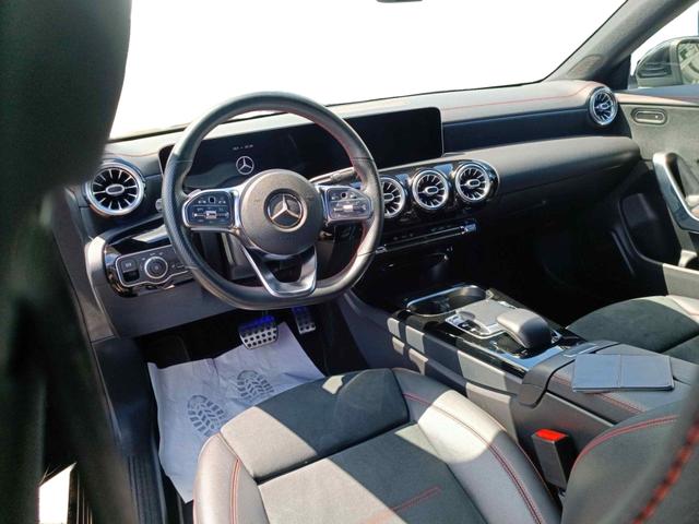 A-Klasse CLA 200 Coup&eacute; AMG LINE*MBUX*NAVI*ALCANTARA 