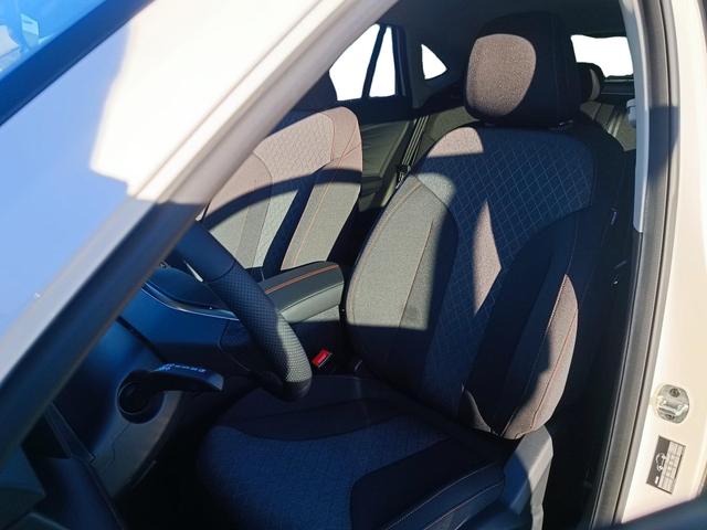 MG HS Comfort Rear View LED Tot Winkel 