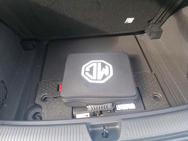 MG MG4 Luxury MY23 360 NAVI KLIMA SITZH 