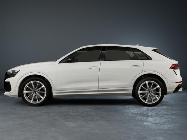 Audi Q8 Bestellfahrzeug mit Designpaket. 
