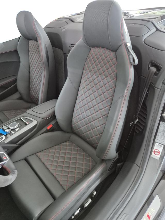 Audi R8 Spyder Cabrio V10 Performance S Tronic 