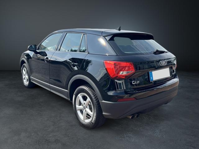 Audi Q2 35 TFSI Basis*Navi*PDC*SZH 