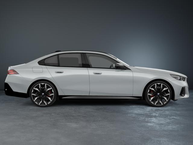 BMW 5er 520d xDrive M-Sportpaket Pro Carbon Pano 