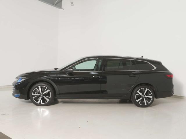 Volkswagen Passat 1 1.5 TSI eHybrid Business 