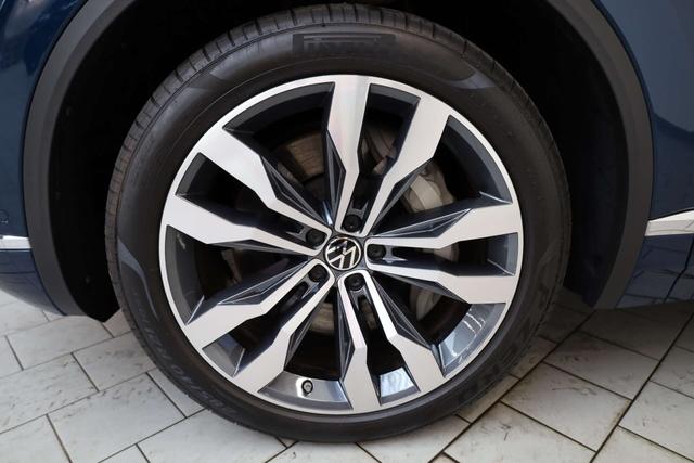 Volkswagen Touareg 1 3.0 TSI V6 eHybrid 4Motion Elegance 