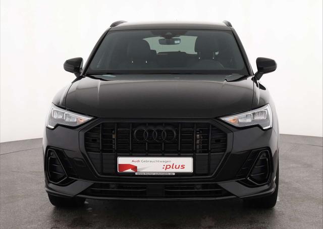 Audi Q3 35 TDI S line 