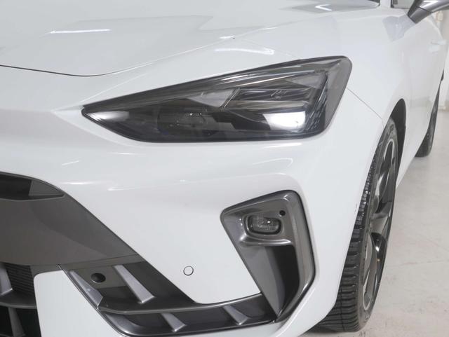 Cupra Leon Sportstourer 1 1.5 eTSI 