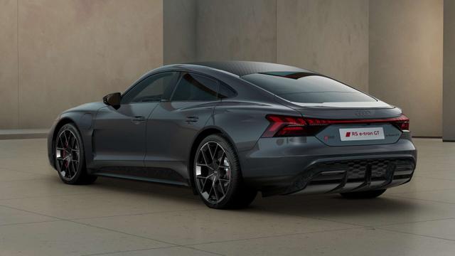 Audi RS e-tron GT 1 performance 