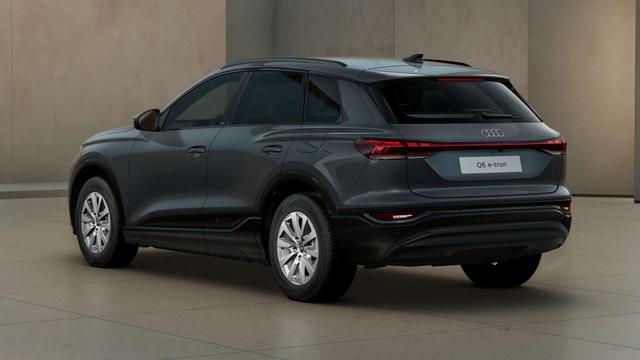 Audi Q6 e-tron 1 SUV 