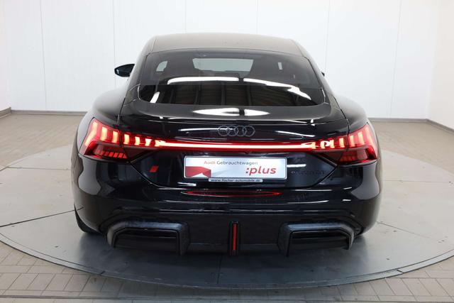 Audi RS e-tron GT 1 performance 