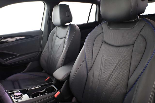 Volkswagen Tayron 1 1.5 eHybrid R-Line 